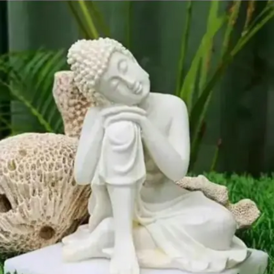 Thinking Buddha white for garden decor